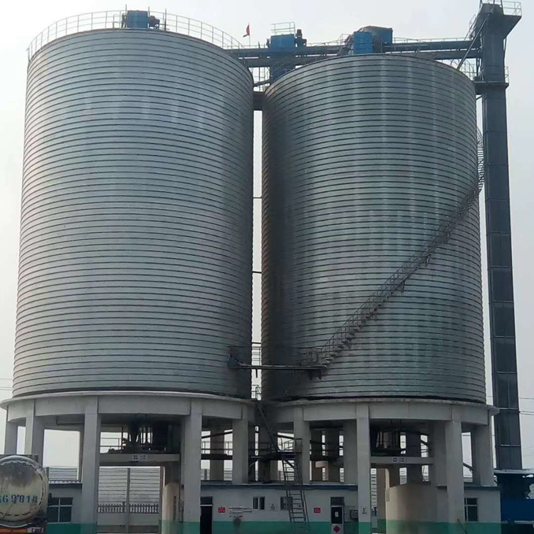 遼寧棗莊2座5000噸礦粉用螺旋卷板倉(cāng)